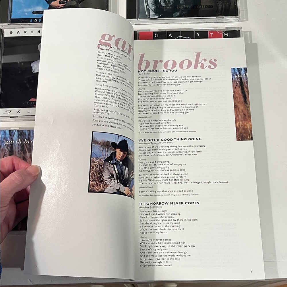 Garth Brooks CD Collection - Picture 9 of 10